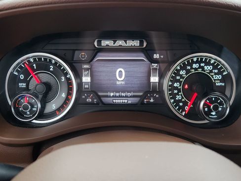 Used 2022 RAM 2500 Laramie image 30