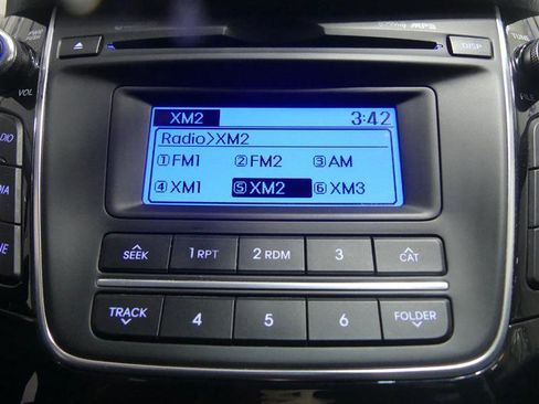 Used 2016 Hyundai Elantra GT FWD image 38