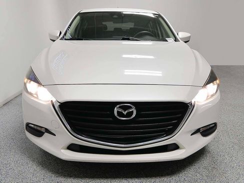 Used 2018 MAZDA MAZDA3 Sport FWD image 3