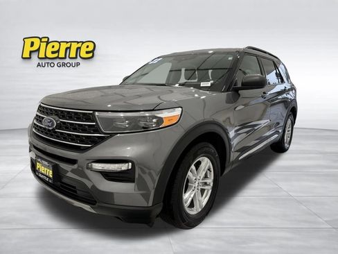 Used 2022 Ford Explorer XLT w/ Equipment Group 202A image 1