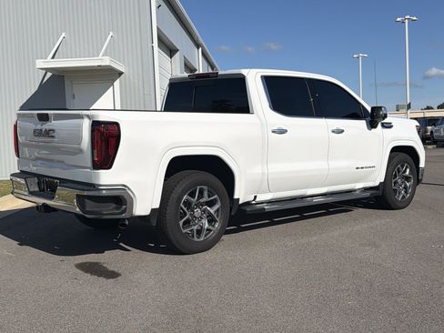Used 2026 GMC Sierra 1500 SLT RWD image 11