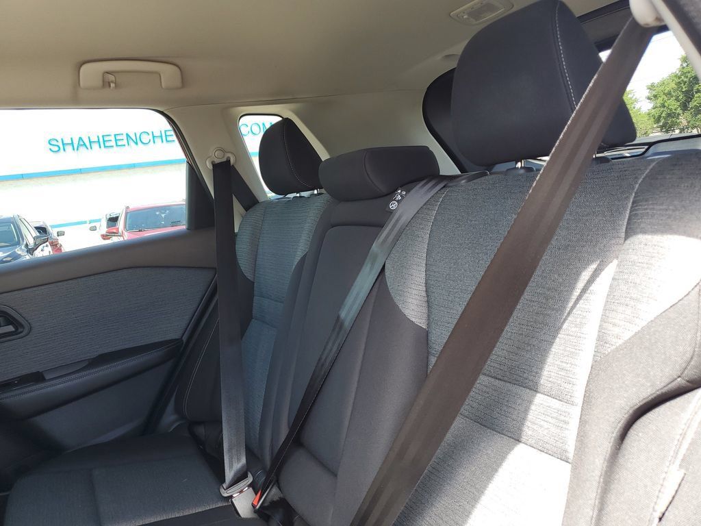Used 2022 Nissan Rogue S AWD/4WD image 25