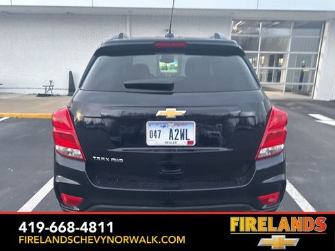 Used 2022 Chevrolet Trax LT w/ LT Convenience Package image 7