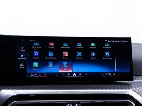 Used 2024 BMW i4 eDrive40 w/ M Sport Package RWD image 29