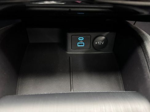 Certified 2022 Ford Escape SE w/ Cold Weather Package image 18