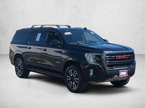 Used 2021 GMC Yukon XL AT4 w/ AT4 Premium Package AWD/4WD image 3