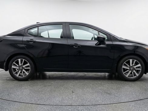Used 2025 Nissan Versa SV FWD image 11