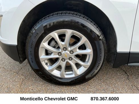 Used 2020 Chevrolet Equinox LT image 28