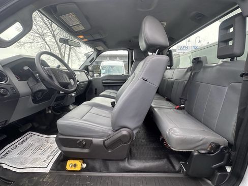 Used 2015 Ford F550 4x4 SuperCab Super Duty image 10