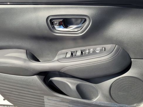 New 2026 Honda HR-V EX-L image 13