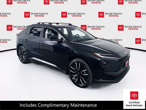 Used 2026 Toyota bZ AWD/4WD image 3