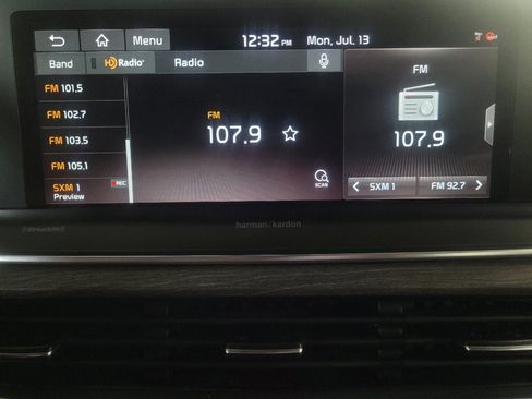 Used 2021 Kia Telluride SX w/ Towing Package FWD image 25