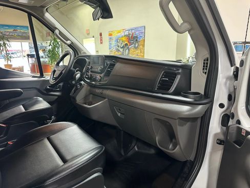 Used 2020 Ford Transit 250 148 High Roof Extended RWD image 31