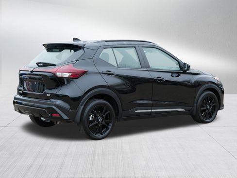 Certified 2023 Nissan Kicks SR image 7