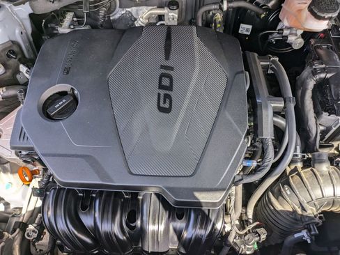 Used 2024 Kia Sorento S image 35