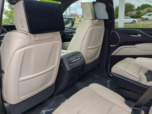 Used 2021 Cadillac Escalade Sport w/ Heavy-Duty Trailer Package image 10