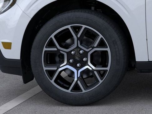 New 2026 Ford Maverick Lariat AWD/4WD image 21