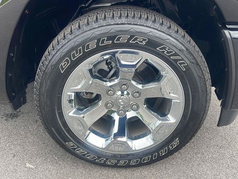 Used 2026 RAM 1500 Big Horn AWD/4WD image 9