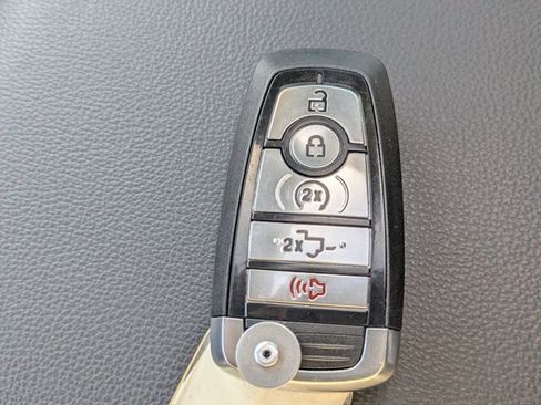 Used 2024 Ford F350 Lariat w/ Lariat Ultimate Package image 32