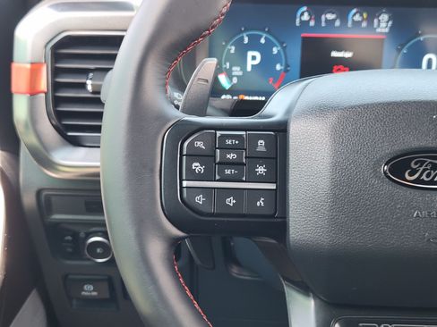 Used 2025 Ford F150 Raptor AWD/4WD image 27