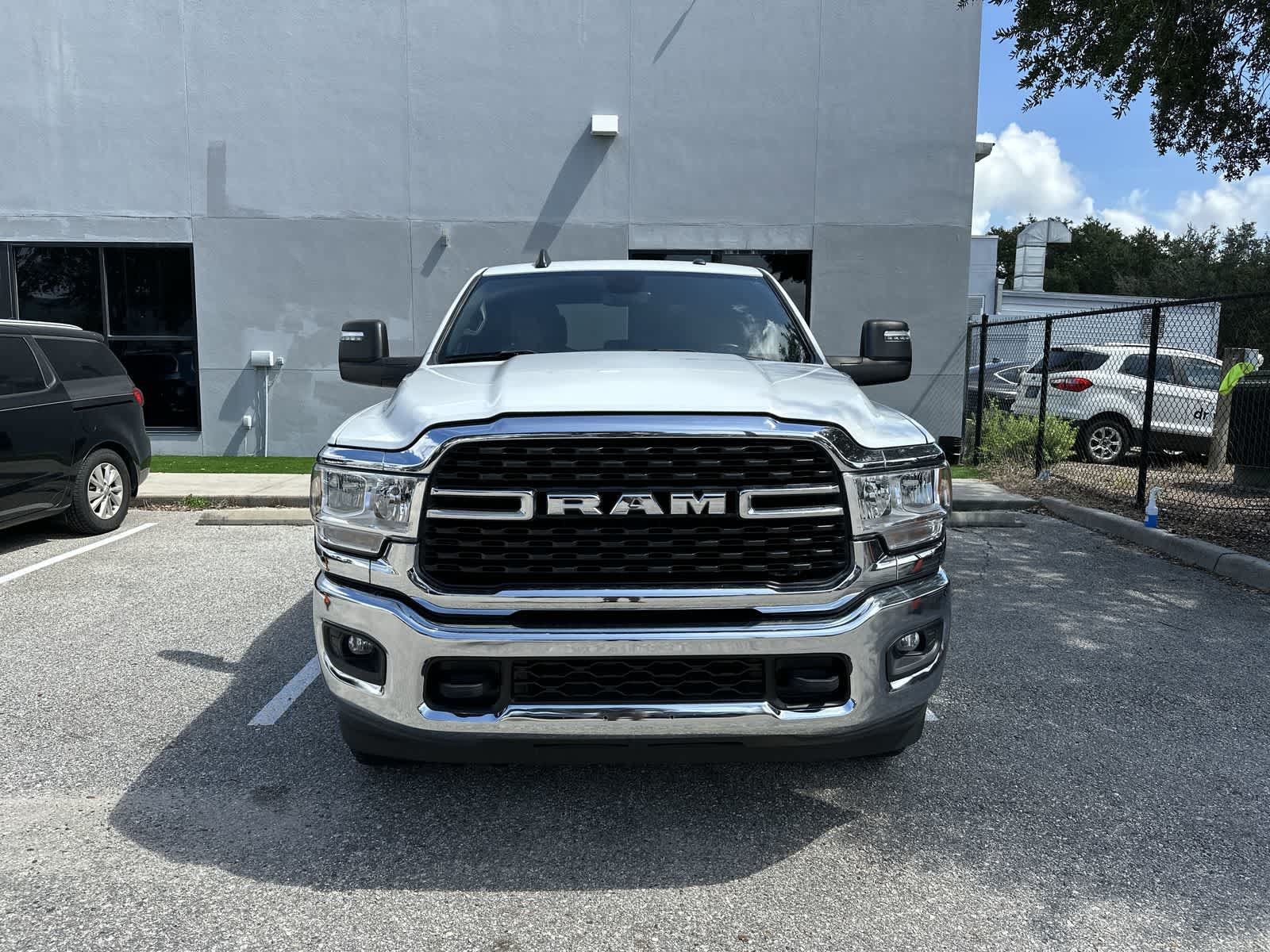 Used 2024 RAM 3500 Big Horn AWD/4WD image 12