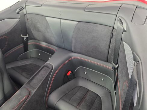 Used 2022 Ferrari Portofino M RWD image 15