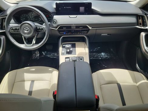 Used 2026 MAZDA CX-90 3.3 Turbo w/ Preferred Package AWD/4WD image 16