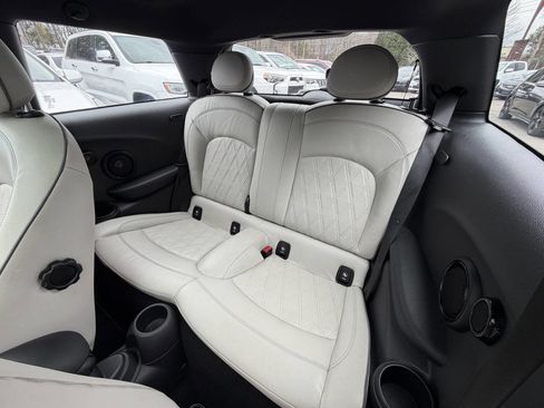 Used 2020 MINI Cooper SE image 14