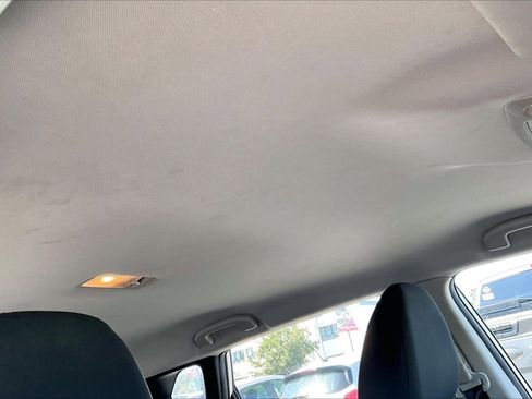 Used 2021 Nissan Rogue Sport S image 22