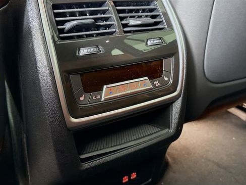 New 2026 BMW X5 M60i w/ Climate Comfort Package image 27