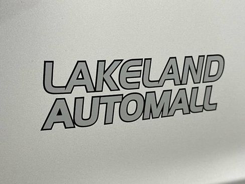 Used 2024 Nissan Rogue SV FWD image 29