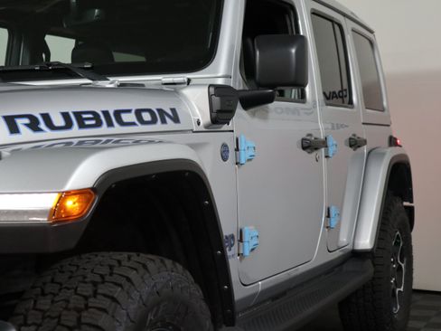 Used 2023 Jeep Wrangler Unlimited Rubicon 4xe w/ Cold Weather Group AWD/4WD image 11