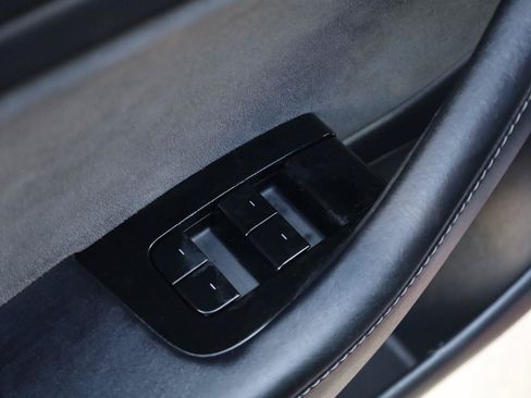 Used 2018 Tesla Model 3 Long Range AWD/4WD image 34