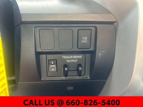 Used 2020 Toyota Tundra SR5 w/ SR5 Upgrade Package image 20