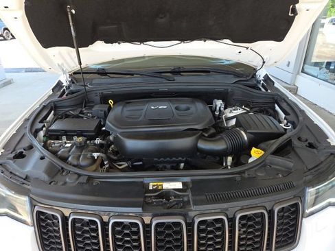 Used 2019 Jeep Grand Cherokee High Altitude AWD/4WD image 75
