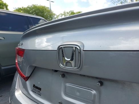 Used 2019 Honda Accord Sport image 6