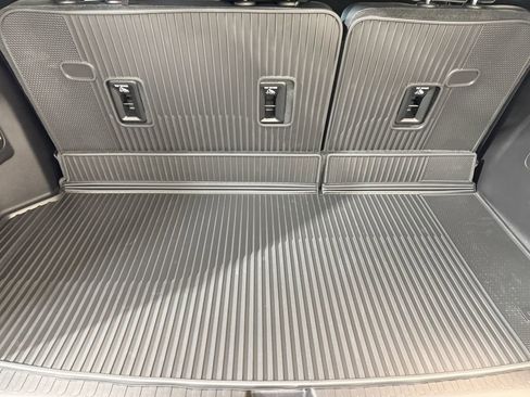 New 2026 GMC Acadia AT4 w/ LPO, Floor Liner Package image 8