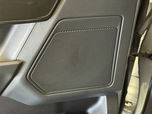 Used 2015 Ford F150 XLT w/ Equipment Group 302A Luxury image 16