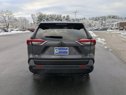 Used 2023 Toyota RAV4 XLE image 4