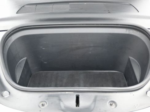 Used 2021 Tesla Model Y 2WD image 47