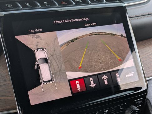 Used 2022 Jeep Grand Cherokee Summit w/ Adv Protech Group IV image 34