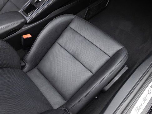 Used 2022 Porsche 718 Boxster GTS image 38