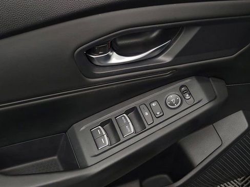 Certified 2024 Honda Accord EX image 22