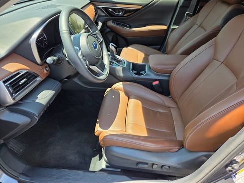 Used 2023 Subaru Outback Touring AWD/4WD image 10