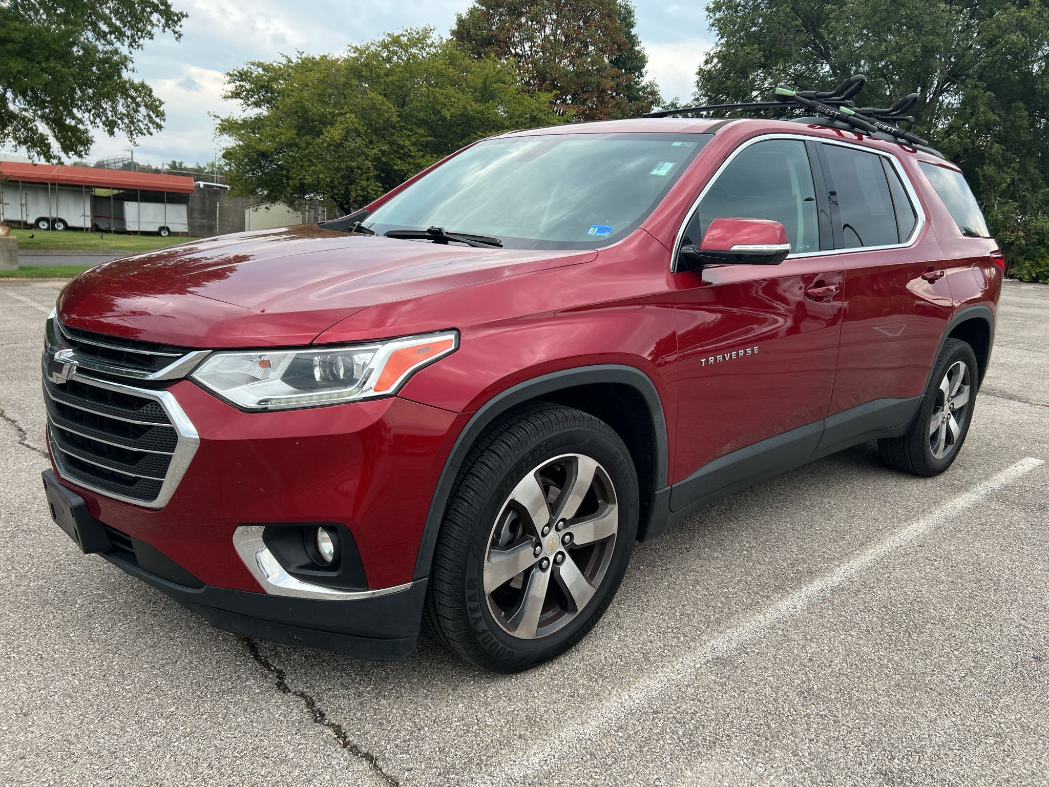 Used 2019 Chevrolet Traverse LT w/ LT Premium Package AWD/4WD image 7