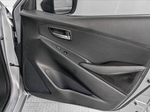 Used 2018 Toyota Yaris iA FWD image 22