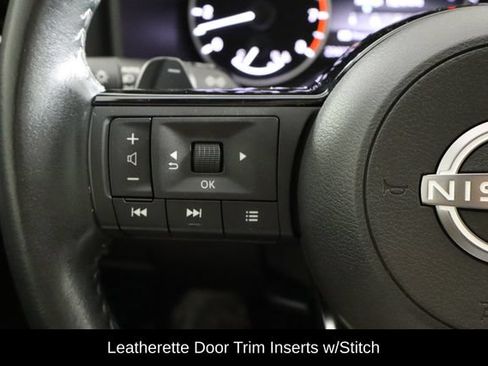 Used 2023 Nissan Rogue SV w/ SV Premium B Package FWD image 8