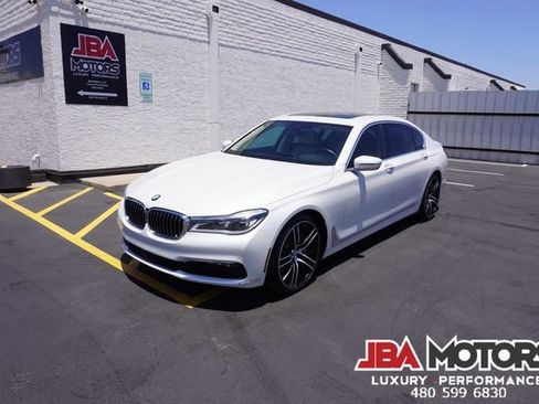 Used 2018 BMW 750i RWD image 66