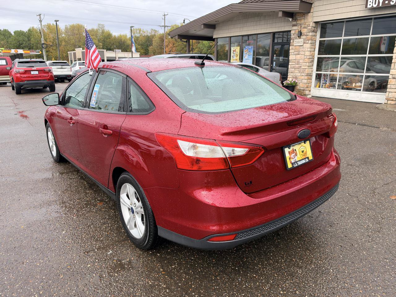Used 2014 Ford Focus SE FWD image 5