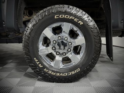 Used 2019 GMC Sierra 2500 Denali image 19